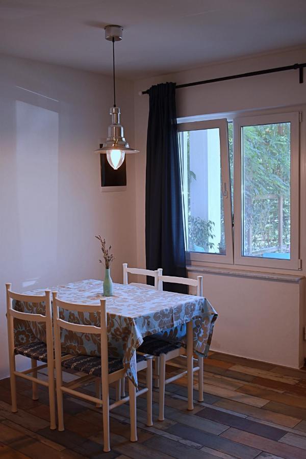 Postaja 33 Apartment Zgornje Skofije Exterior photo